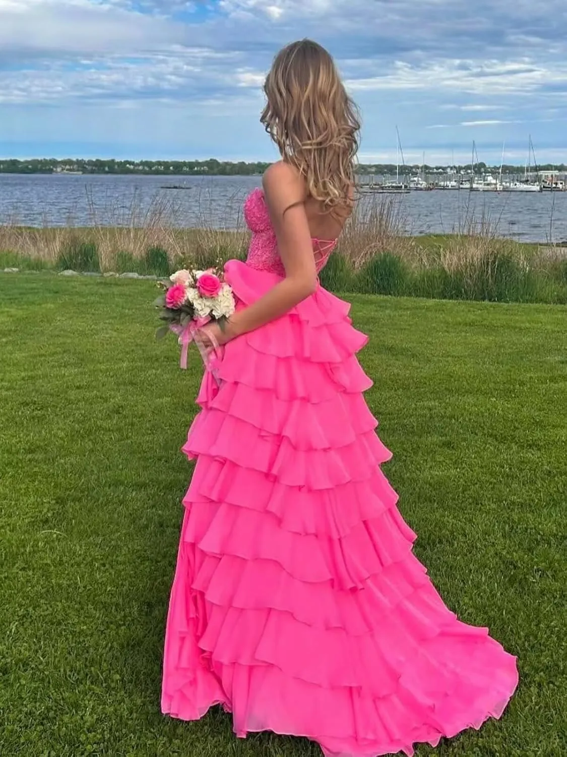 BANTRATIC Strapless Tiered Prom Dresses for Women Long Ruffle Corset Formal Evening Party Dress with Slit Lace Chiffon