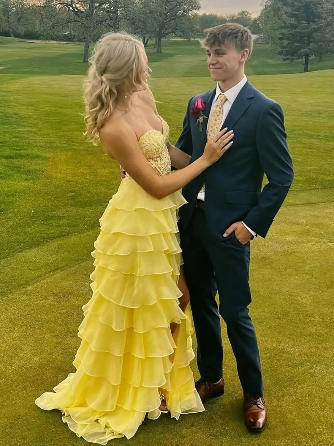 BANTRATIC Strapless Tiered Prom Dresses for Women Long Ruffle Corset Formal Evening Party Dress with Slit Lace Chiffon
