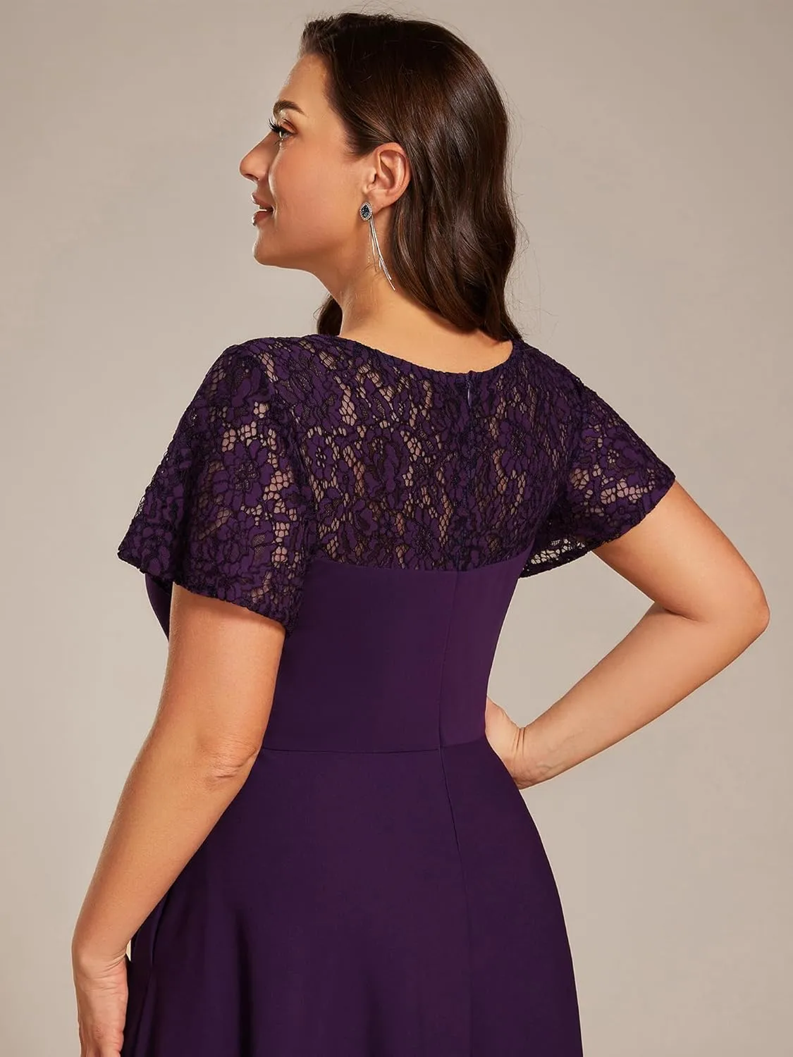 Ever-Pretty Plus Women's V Neck Lace Short Sleeves Midi Plus Size Cocktail Party Dresses with Pockets 02334-DA