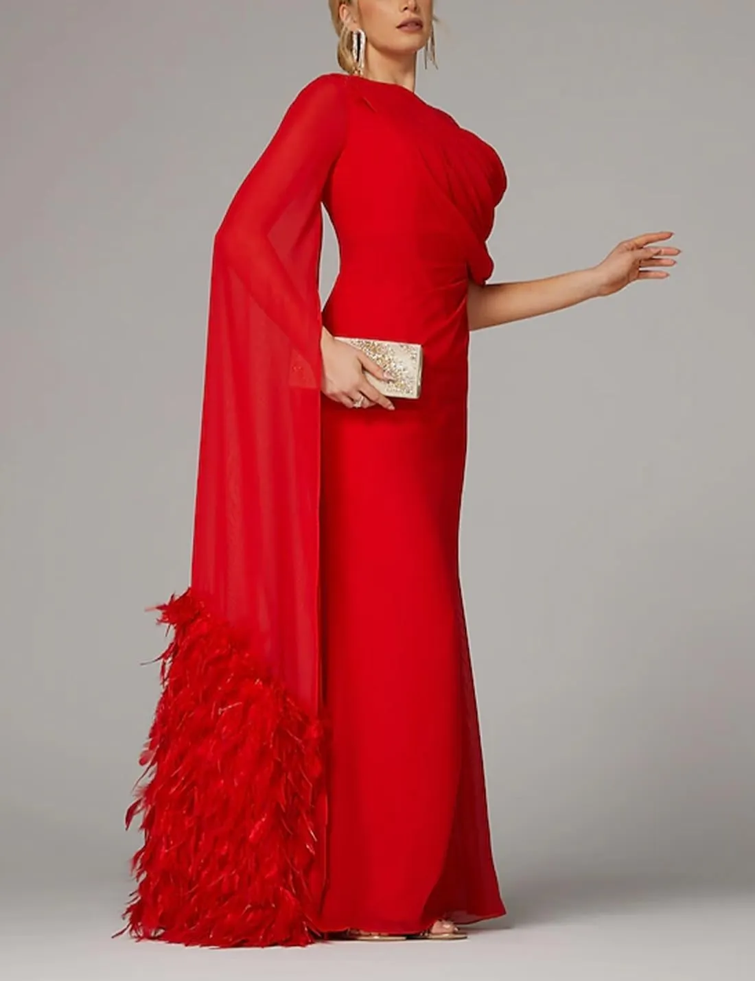 Sheath Elegant Formal Evening Dress Cowl Neck Floor Length Sleeveless Classic Wedding Party Gowns Feather Ruched 2025
